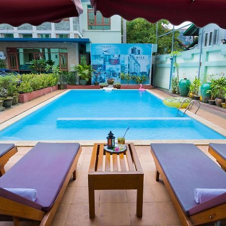 Ten Mile Hotel Yangon Bagian luar foto